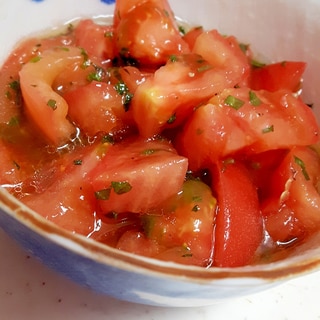 簡単爽やか！(^^)トマトと大葉のハーブサラダ♪